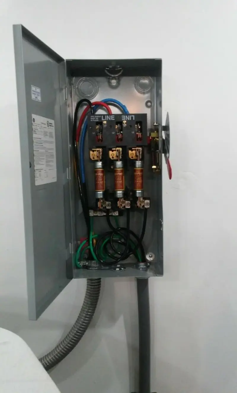 Three-phase disconnect switch installed for Electrical Wiring & Rewiring in Hollywood Park